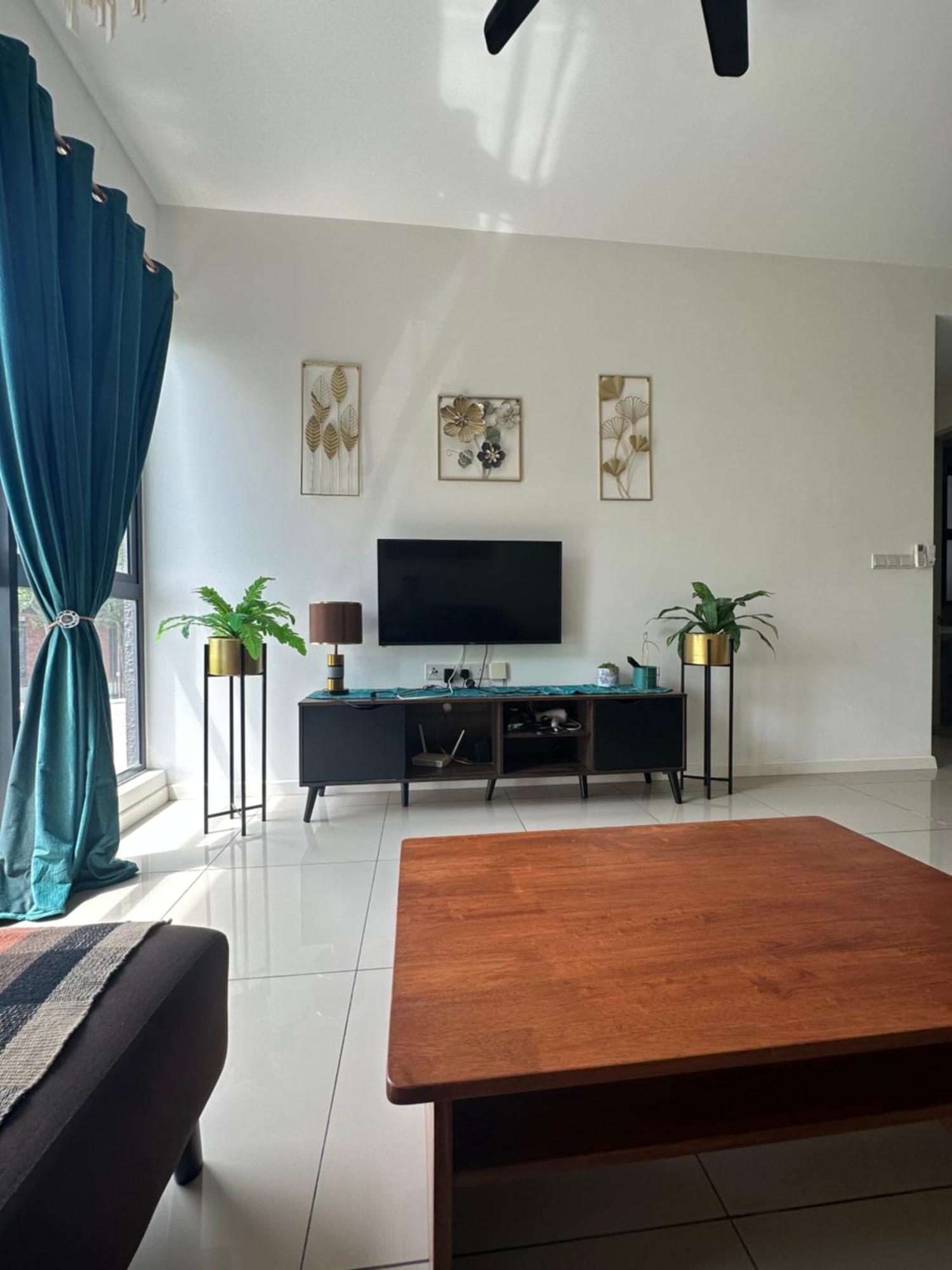 The Clio 2 Residences, Beside Conezion, Beside Ioi City Mall, Opposite Serdang Hospital, Beside Uniteen And Upm, Путраджая Екстер'єр фото